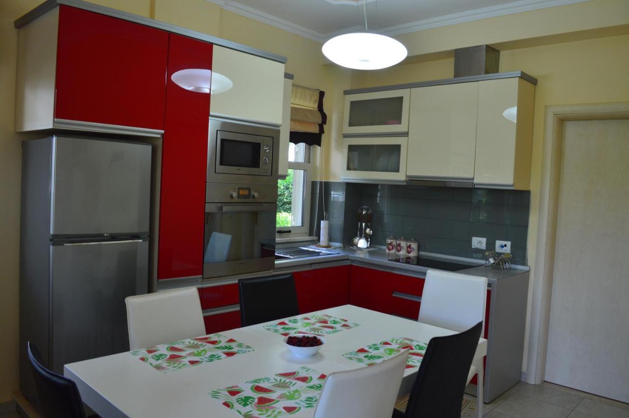 A Cozy Duplex In The Lalzi Bay Villa Durres Exterior photo